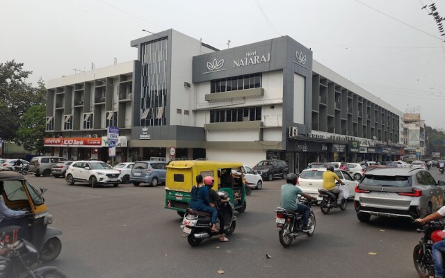 OYO 8656 Hotel Nataraj