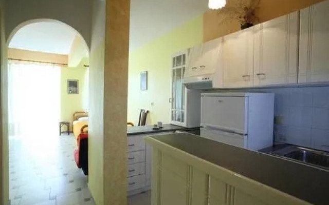 Nefeli Wind Club Apartments