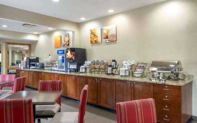 Comfort Inn North/Polaris