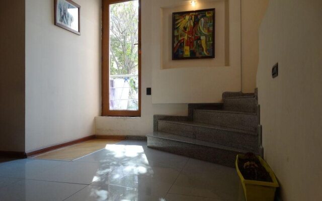 Destiny 1 Hostel