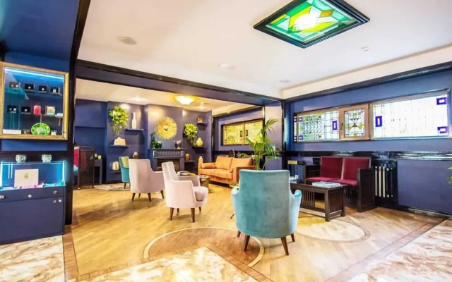 Vitrage Boutique Hotel