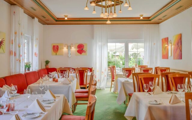 Mayers Waldhorn Hotel