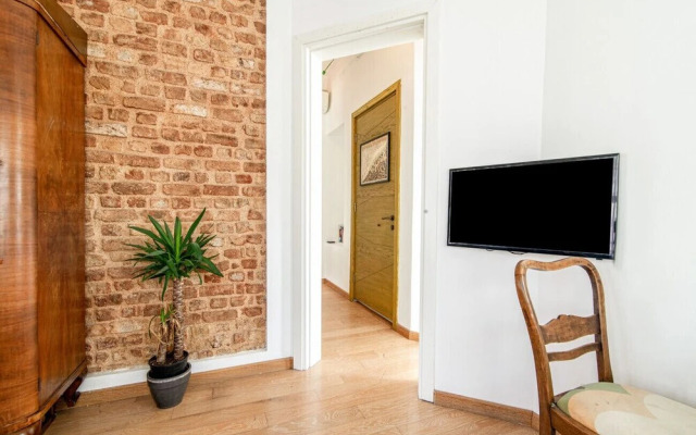 Central Flat With City View Near Istiklal Street