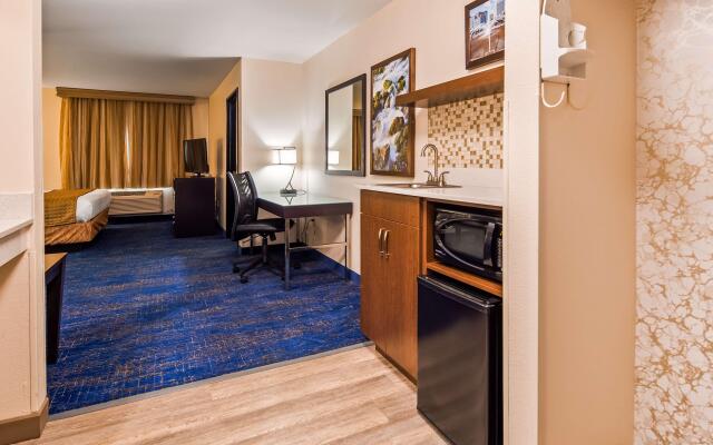 Best Western Plus Portland Airport Hotel & Suites