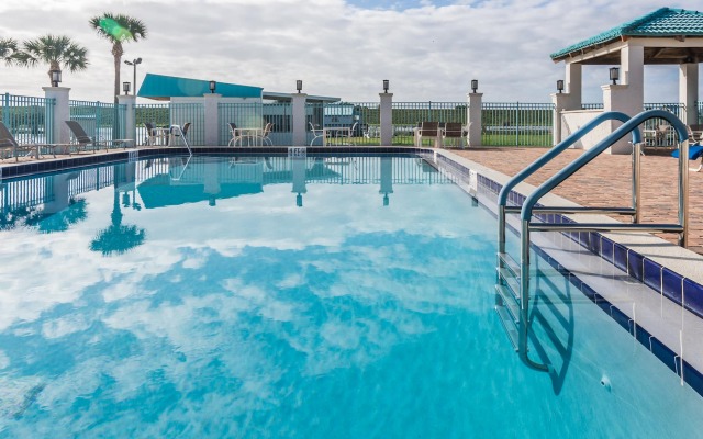 Days Inn By Wyndham Lake Okeechobee