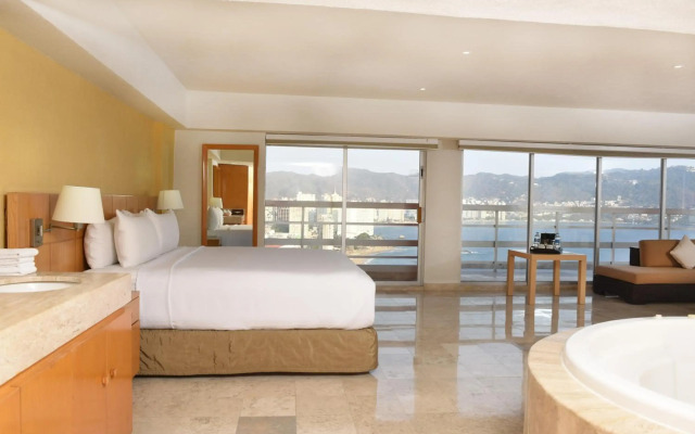 HS HOTSSON Hotel Acapulco