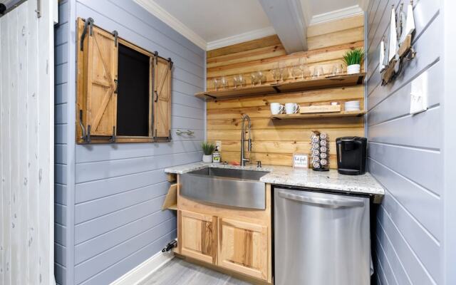 Grand Chalet Getaway