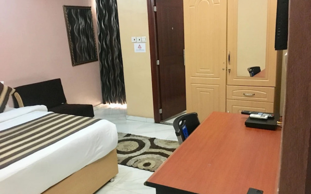 Solab Hotels And Suites