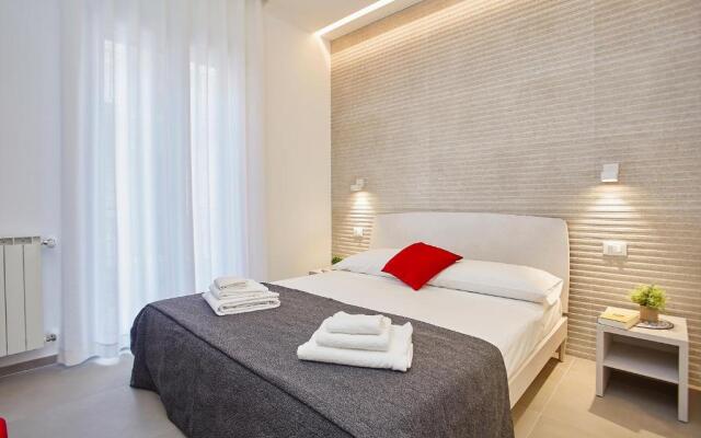 Porta del Golfo Apartments & Suites