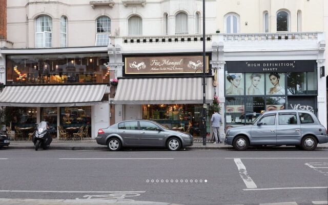 Sugared Almond - Right at Home in Notting Hill