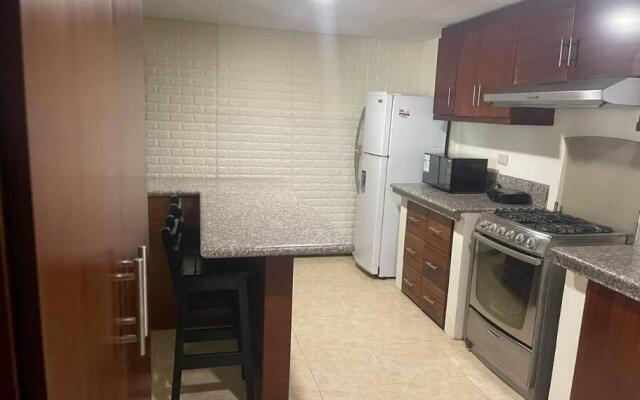 Casa 2 Pisos 100% Funcional En Cuenca Garantizado
