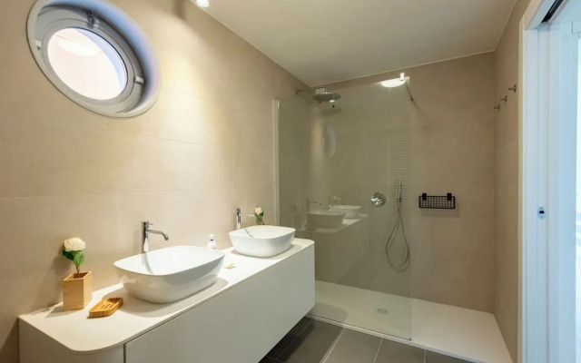 Sea View Apartment Genova Waterfront