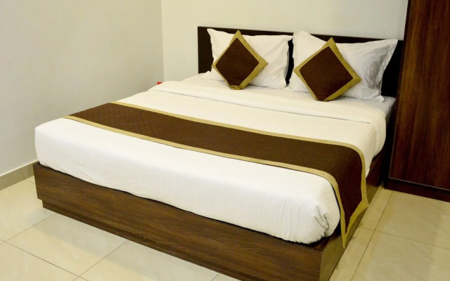 Oyo 6697 Hotel Green Lemon