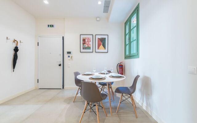 Androniki Neoclassical Apartments-Plaka