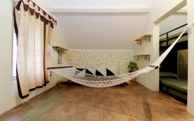 Oke Baik Hostel