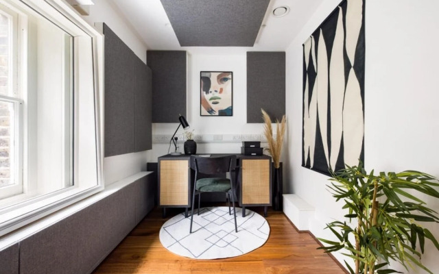 The Camden Arms - Bright and Charming 2bdr Flat