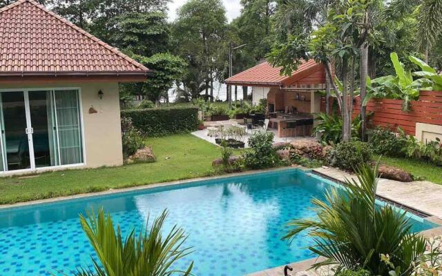 La VILLA TIPPAWAN 4Bedroom with Sea View