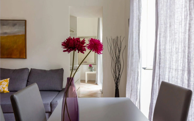 Santonofrio Apartments