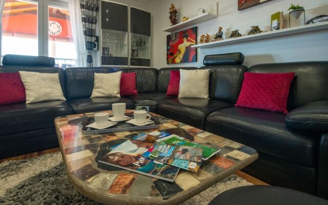 4 Great Villa Ancora For 12 Guests