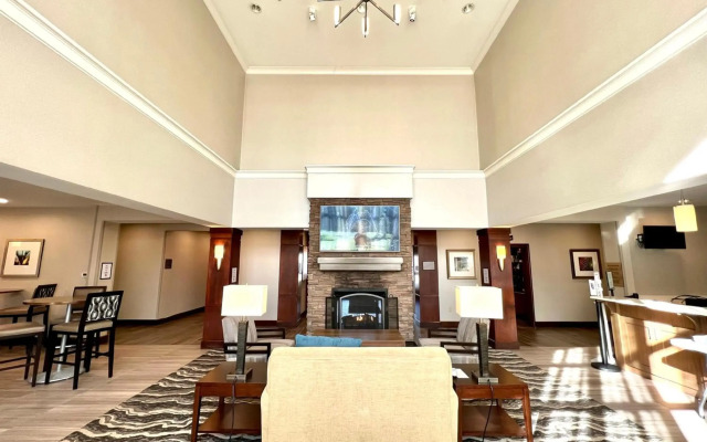 Staybridge Suites Detroit Novi by IHG