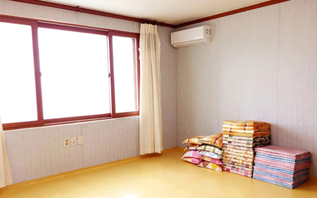Gangneung Ung House Pension