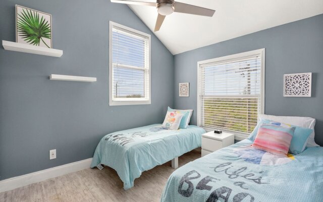 Hemingway Sunrise by Vtrips