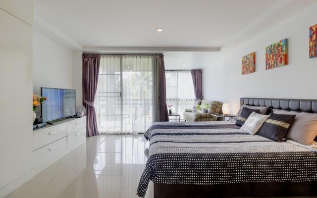 Kris 2301 - Partial sea view studio in BangTao