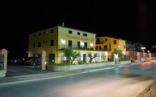 Victoria Resort
