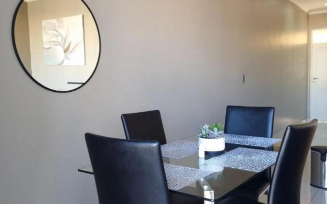 The Island Club by Smart City Stays