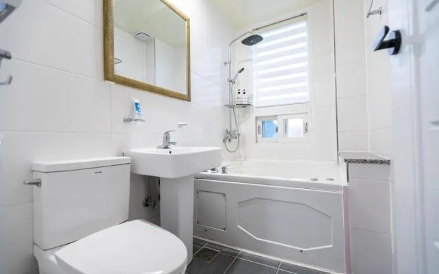 Seogwipo Dobitnarae Resort