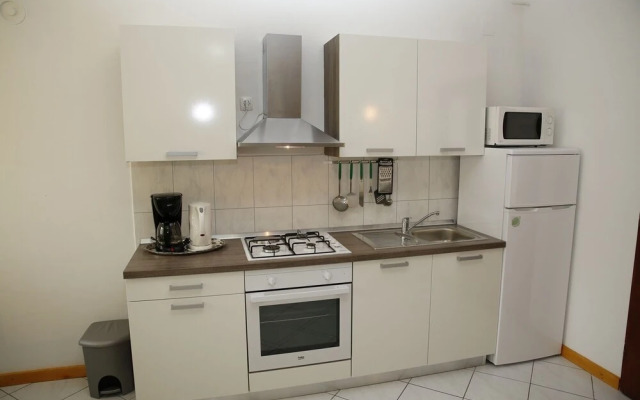 Araz - Parking and Barbecue - A1