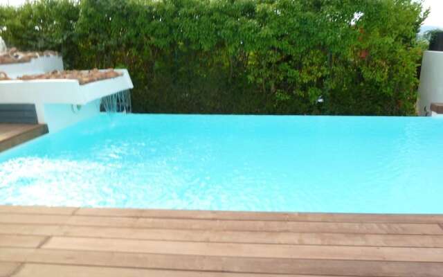 Villa With 4 Bedrooms in Porto-vecchio, With Wonderful sea View, Private Pool, Enclosed Garden - 4 km From the Beach