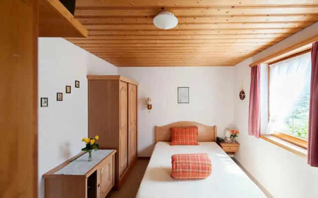 Hotel Cuntera