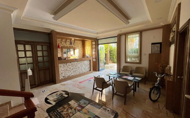 Hotel Lunay
