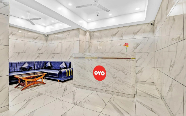 Flagship 93329 Hotel Shree Laxmi Kuber