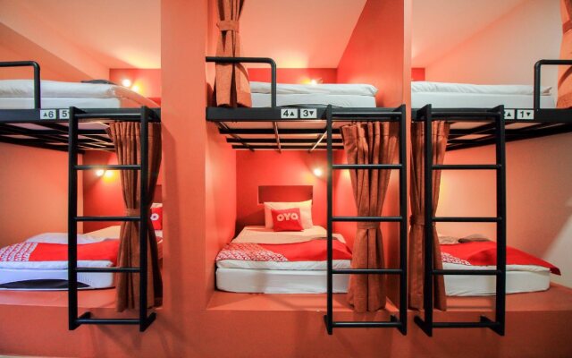 OYO 426 All Day Hostel @ Sukhumvit