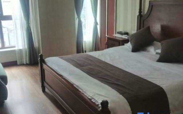 Yingfei Hotel