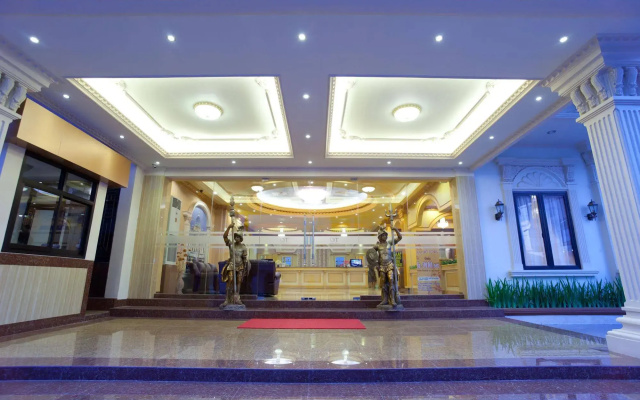 Grand Town Hotel Makassar