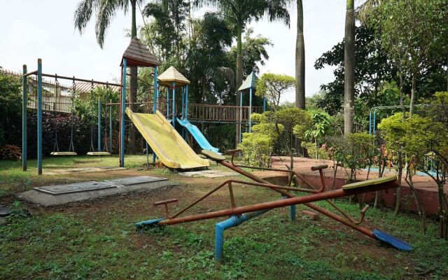 OYO 19690 Home Luxury Farm Lonavala Lake