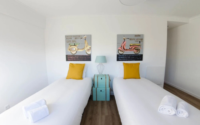 Stunning Apartment with 2BR