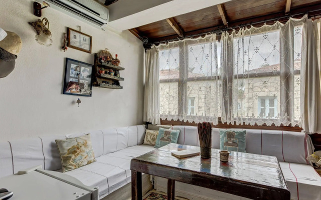 Sardunaki Konak Hotel