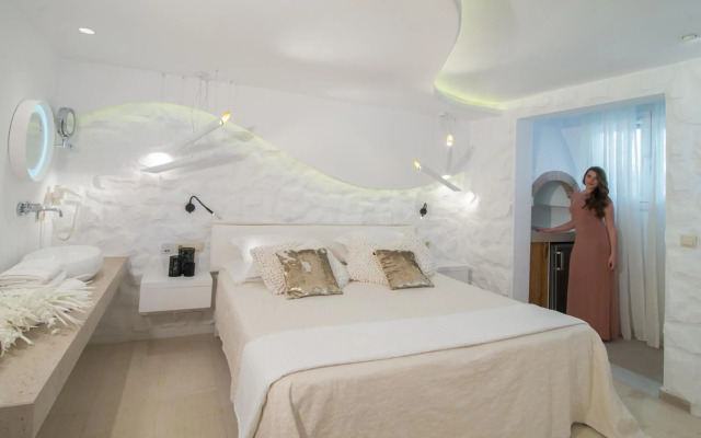 Spiros Hotel
