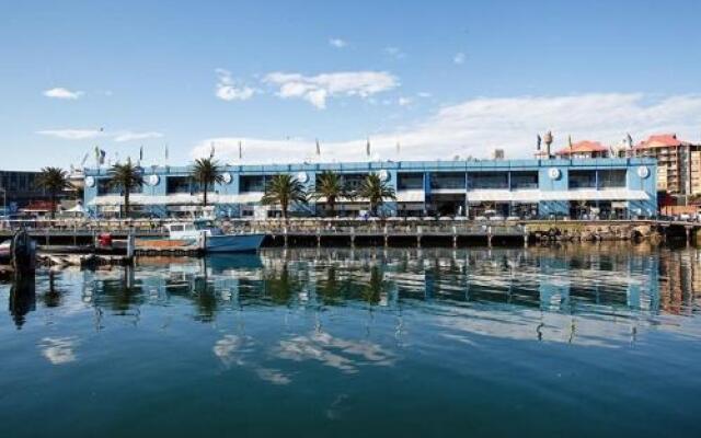 Walk to the city, Fish Market, Darling Harbour