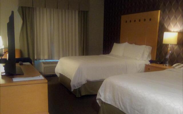 Holiday Inn Express & Suites Monterrey Aeropuerto, an IHG Hotel