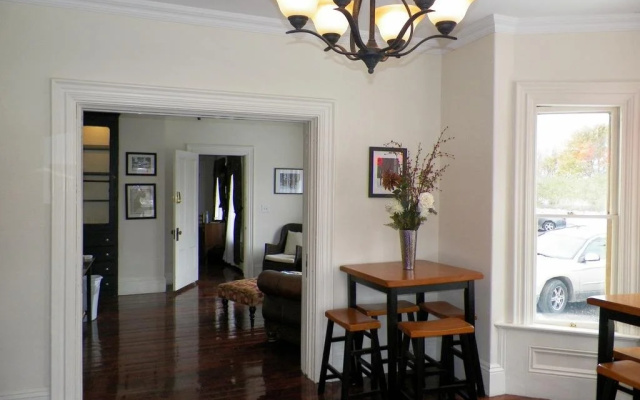 The Whitetail and Suites