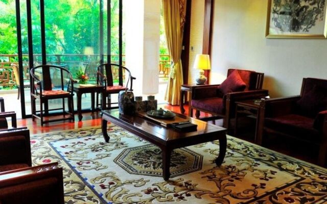Puer Mei Zi Lake Hotel & Resorts