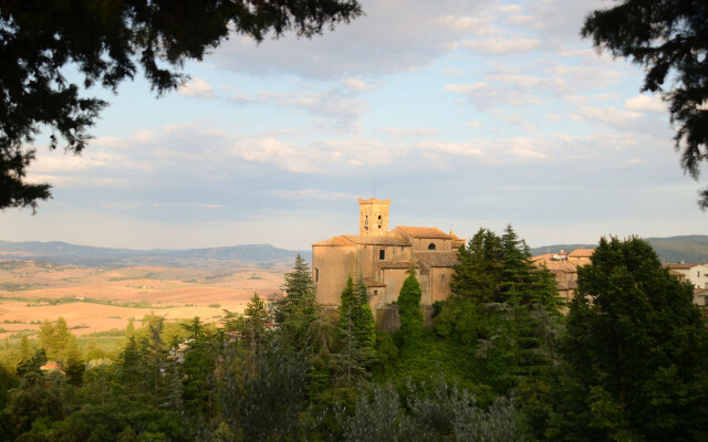 A Peaceful Oasis in a Medieval Italian Village