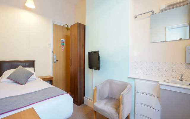 OYO Shanklin Beach Hotel