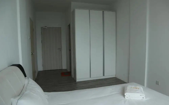 Zen66 Roxy Serviced Apartment