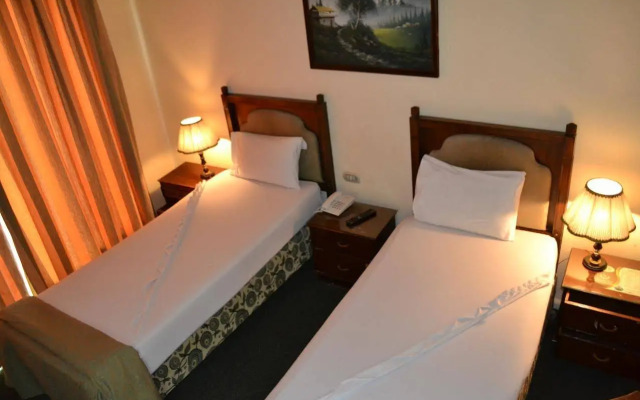 Trio Hotel Kaoud Sporting